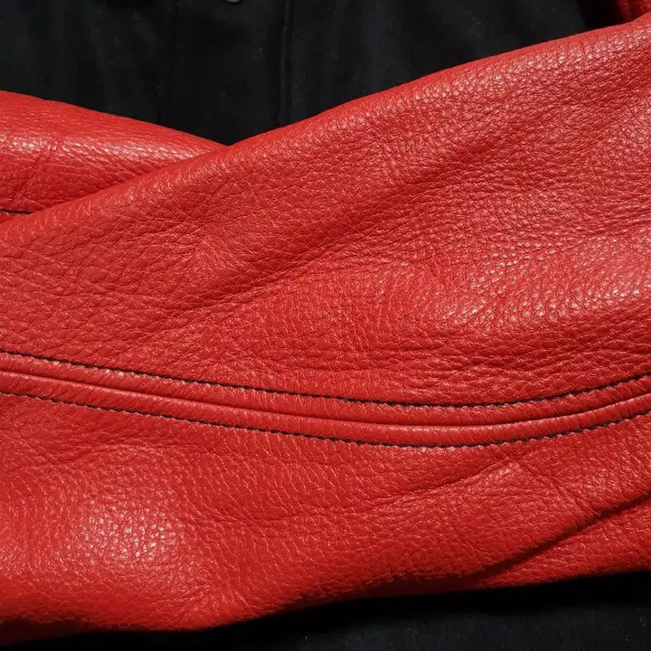 [BUNJANG] Jordan Black/Red Varsity Jacket (M) - Leather / 조던 블랙/레드 바시티 자켓 M (100~105) 소가죽