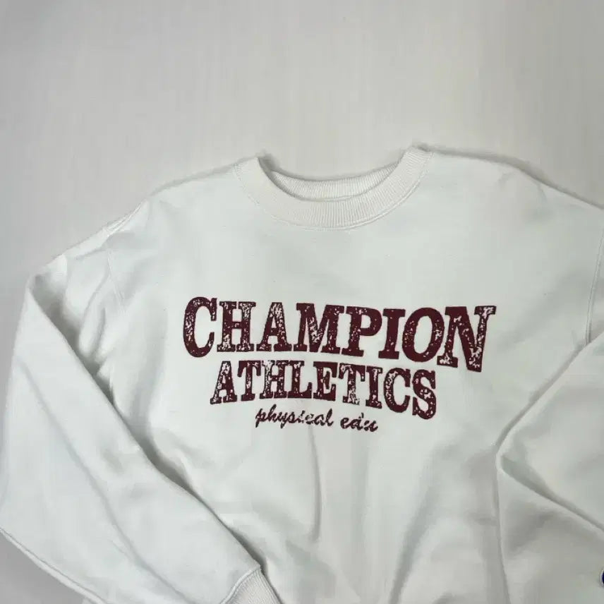 [BUNJANG] Champion White Sweatshirt M Size / 챔피온 흰색 맨투맨 티셔츠