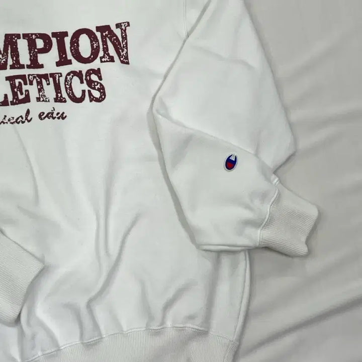 [BUNJANG] Champion White Sweatshirt M Size / 챔피온 흰색 맨투맨 티셔츠