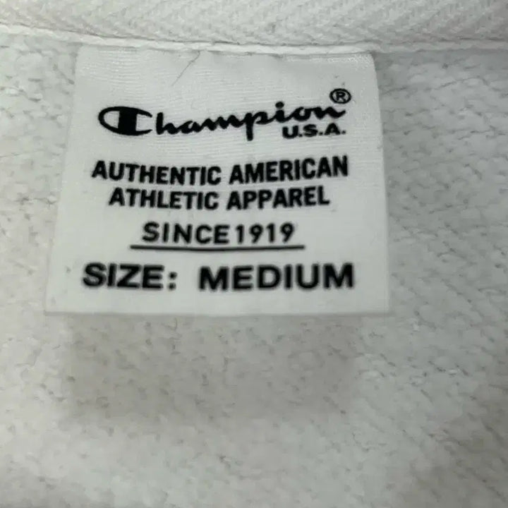 [BUNJANG] Champion White Sweatshirt M Size / 챔피온 흰색 맨투맨 티셔츠