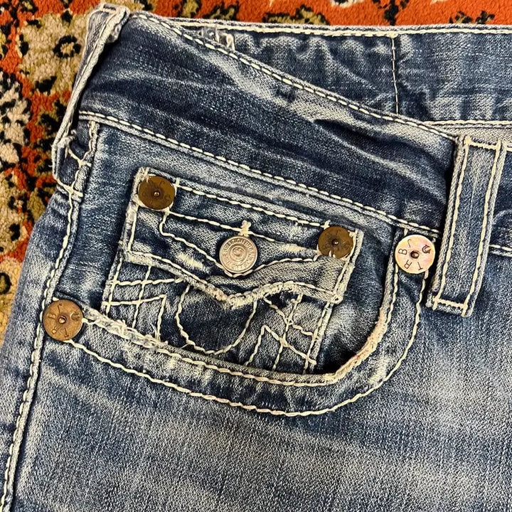 [BUNJANG] True Religion Joey Big T Bootcut Denim Pants / [32] 트루릴리전 조이 빅 티 부츠컷 플레어 데님 팬츠