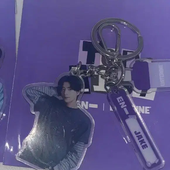 [BUNJANG] ENHYPEN Jake Listerine Keychain / 엔하이픈 제이크 리스테린 키링 양도