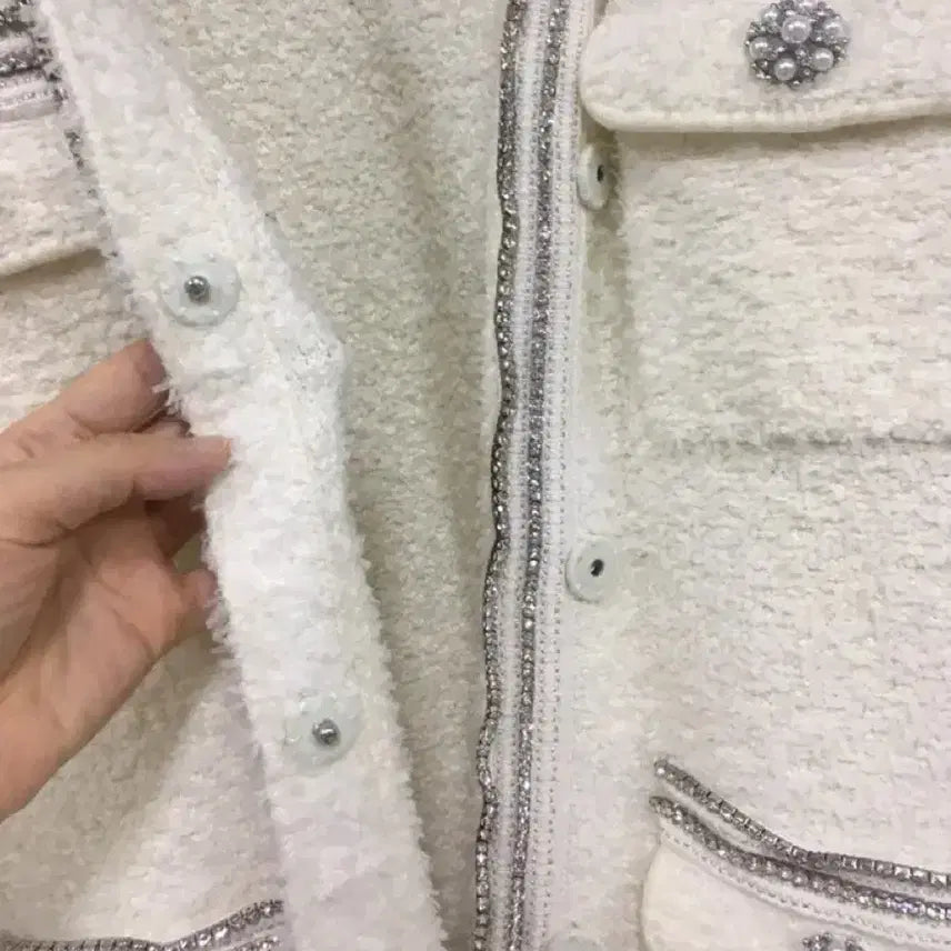 [BUNJANG] Self-Portrait Embellished V-Neck Tweed Jacket - Ivory / 셀프포트레이트 정품 보석장식 브이넥 트위드 자켓 아이보리