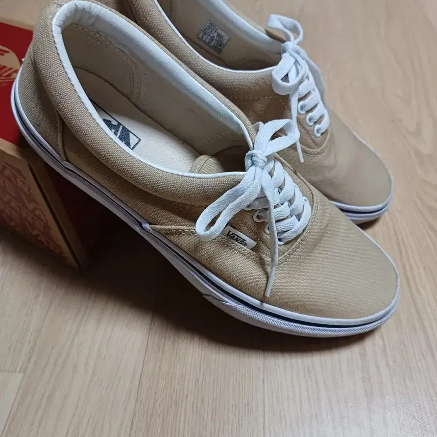 [BUNJANG] Vans Era Beige Canvas Sneakers / 270 반스 에라 베이지 캔버스 스니커즈 Vans 띠어리 어센틱