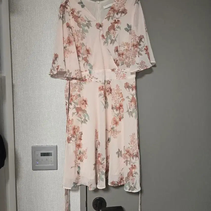 [BUNJANG] Floral Chiffon Short Sleeve Dress / 플라워 쉬폰 반팔 원피스