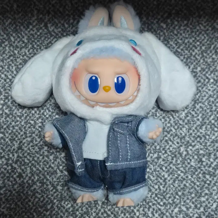 [BUNJANG] Sanrio Lavubu Cinnamoroll Plush Doll / 산리오 라부부 시나모롤