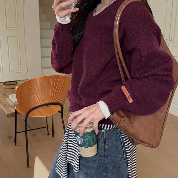 [BUNJANG] Plum V-neck Knit Sweater / 플럼 브이넥 니트 판매