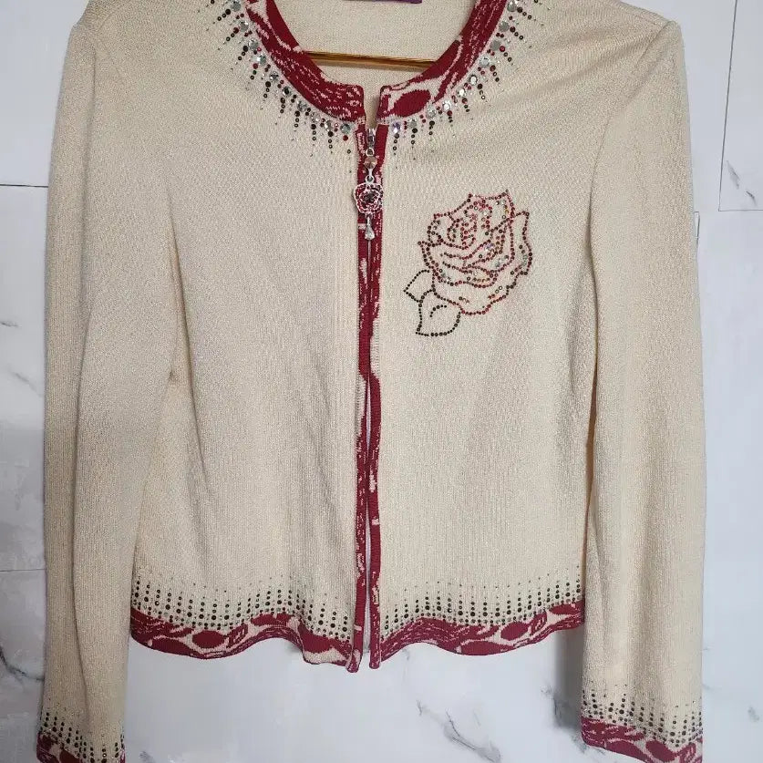 [BUNJANG] Senji Cubic Embellished Ivory Cardigan / 새상품 Senji 큐빅 장식 아이보리 가디건 55  66