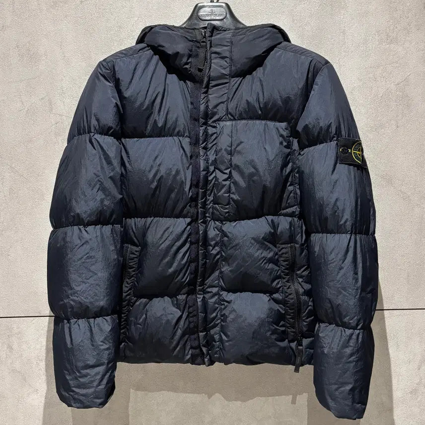 [BUNJANG] Stone Island Crinkle Reps Hooded Short Padded Jacket / [정품/S] 스톤아일랜드 크링클랩스 후드 숏패딩