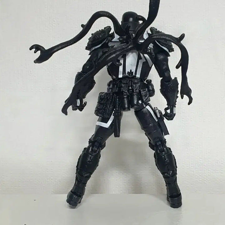 [SOLD OUT] 마블 레전드 에이전트 베놈 피규어
