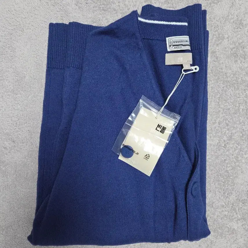 [SOLD OUT] 빈폴 ESSENTIAL 가디건 S 새상품