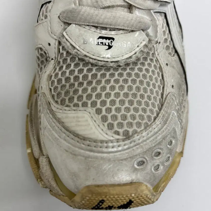 [BUNJANG] Balenciaga Runner Sneakers / [41]발렌시아가 뉴러너 스니커즈