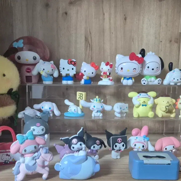 [SOLD OUT] 산리오 캐릭터 피규어/인형 일괄