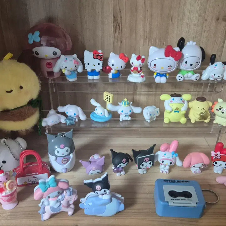 [SOLD OUT] 산리오 캐릭터 피규어/인형 일괄