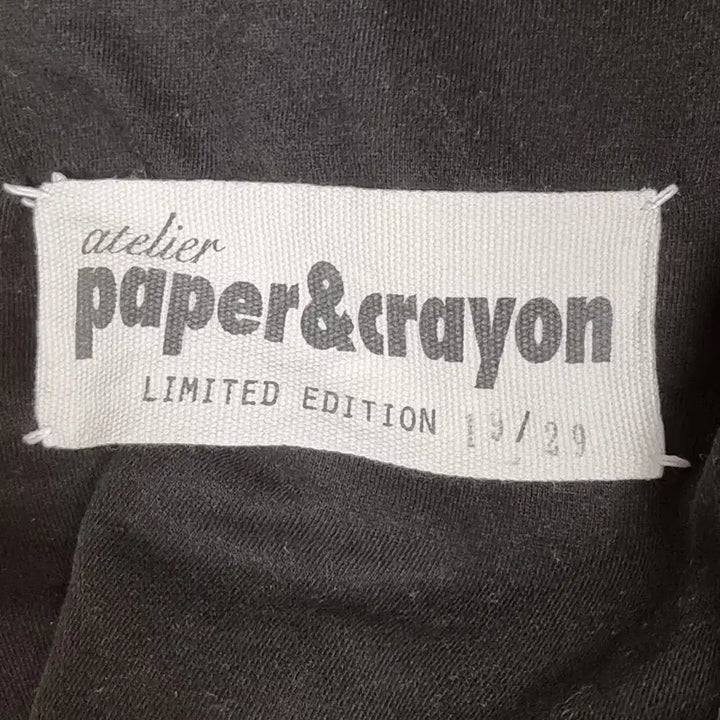 [BUNJANG] Atelier Paper&amp;Crayon Black Limited Edition Sweatshirt / (한정판)아틀리에 페이퍼&amp;크레용 블랙 맨투맨