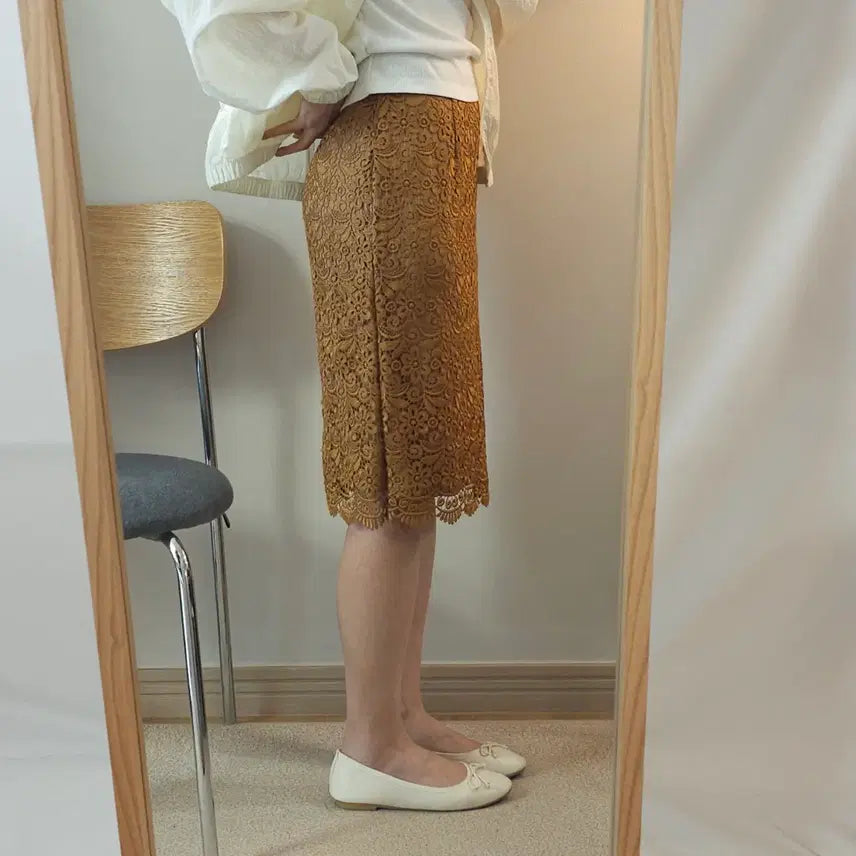 [BUNJANG] Uniqlo Lace Midi Skirt / (S)유니클로 여성 레이스 미디 스커트 L3W2628