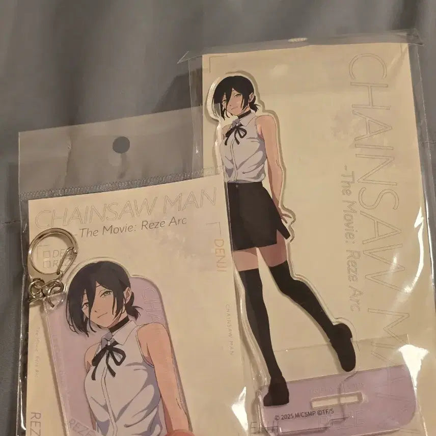 [BUNJANG] Chainsaw Man Reze Acrylic Stand and Keychain Bundle Set / 체인소맨 레제편 레제 아크릴스탠드 판매