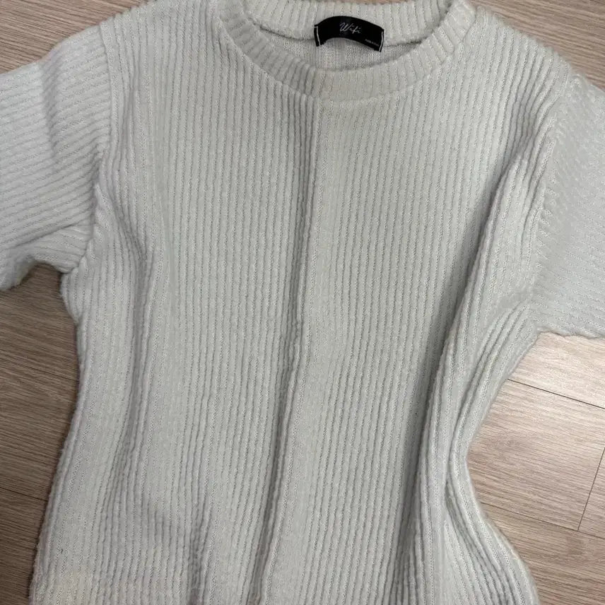 [BUNJANG] Knit Ivory Short-Sleeve T-shirt / 니트 반팔티 아이보리
