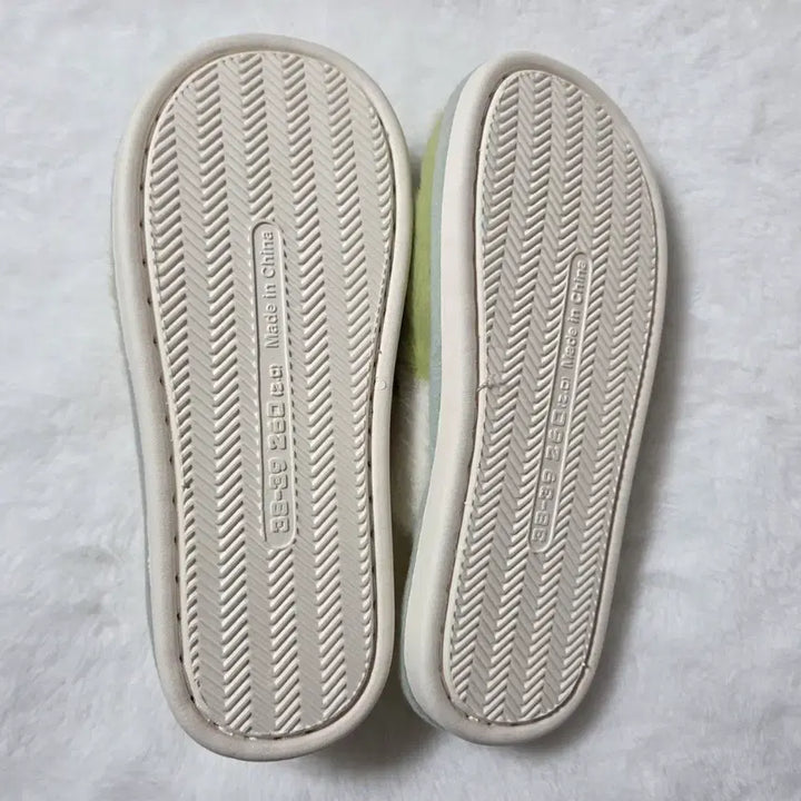 [BUNJANG] Pochacco Indoor Slippers / * 새 상 품 * 포챠코 실내 슬리퍼