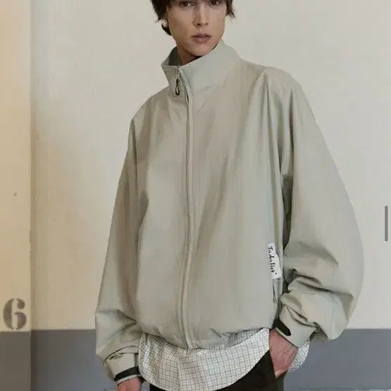 [SOLD OUT] Stu 레터링 윈드브레이커 바람막이