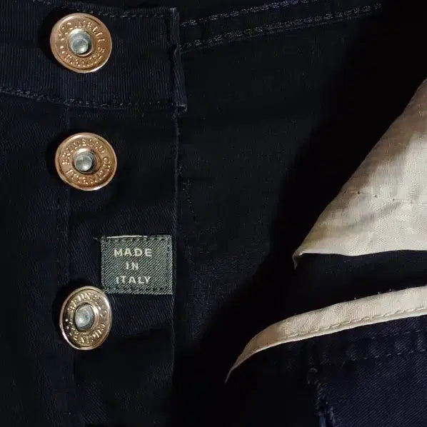[BUNJANG] Brunello Cucinelli Distressed Denim Jeans / 브루넬로쿠치넬리 정품 디스트레스드 데님32사이즈