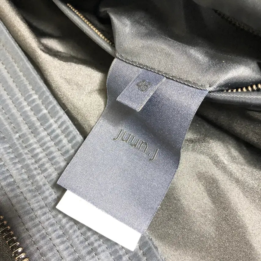[BUNJANG] Juun.J Cropped Goose Down Jumper (Size 46) / 준지 크롭 구스 점퍼 46
