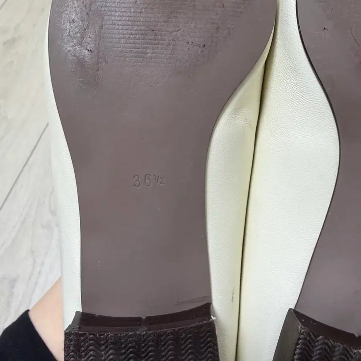 [BUNJANG] NEUTE Tilda Minimal Loafer Shoes / 누트 neute 로퍼 아이보리 235