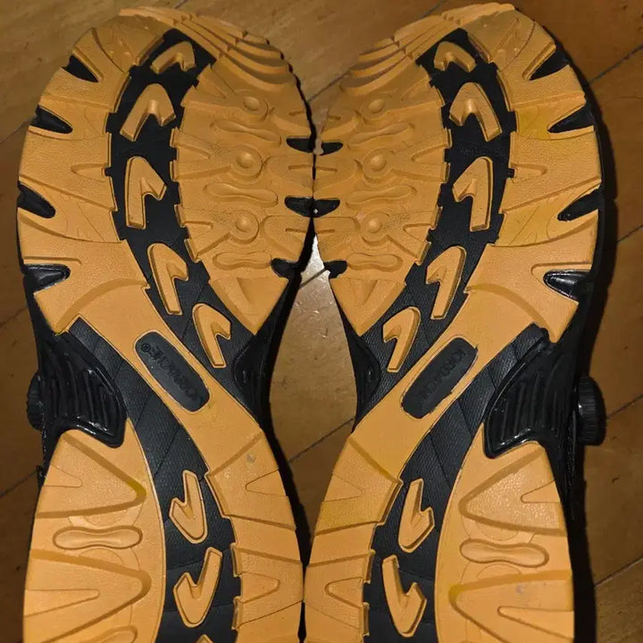 [BUNJANG] Scorpion JOR44 Work Safety Shoes / 스콜피온 프리턴 JOR44 작업화 안전화 260사이 판매