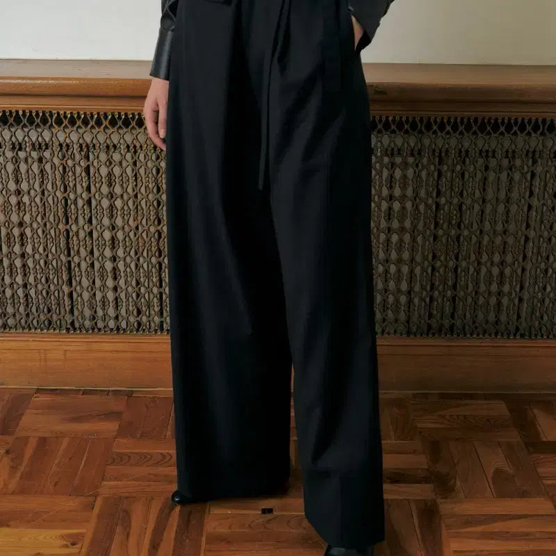 [BUNJANG] KUME Waist Folded Trousers Wide Slacks - Black / 새상품) 쿠메 KUME 웨이스트 폴디드 트라우저 벨트랩팬츠와이드슬랙스블랙