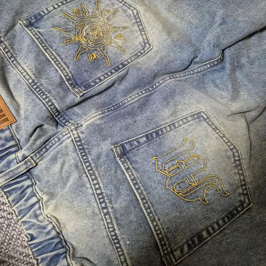 [BUNJANG] Mahagrid SOLAR EMB Denim Pant Blue (Size L) / Mahagrid SOLAR EMB DENIM PANT BLUE(L사이즈)