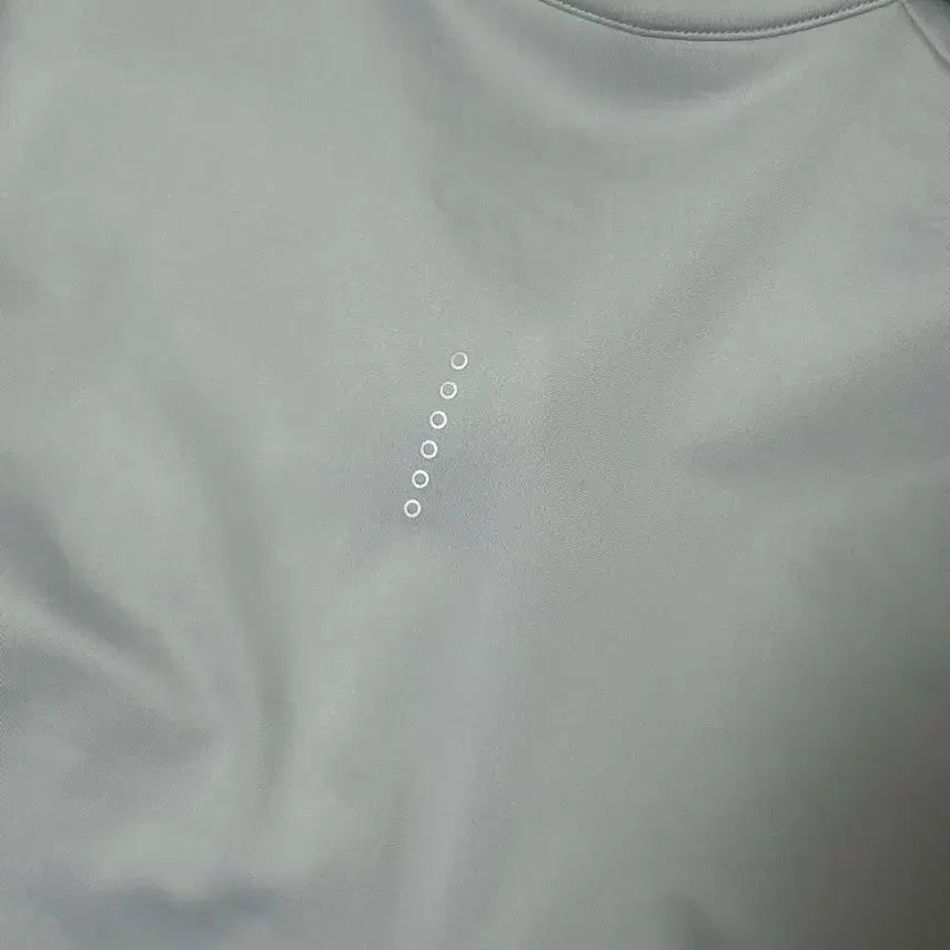 [SOLD OUT] 나이키 드라이핏 러닝 반집업 그레이 L