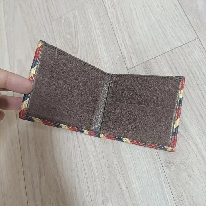 [BUNJANG] Gucci GG Supreme Bifold Wallet / (정품)구찌 GG수프림 반지갑 쿠리에