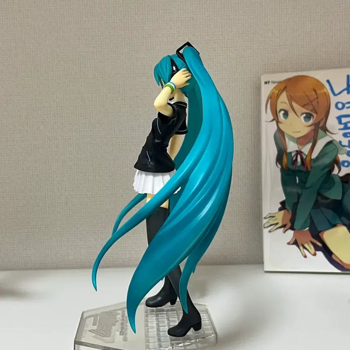 [BUNJANG] Hatsune Miku Family Mart Figure / 하츠네미쿠 패밀리마트 피규어