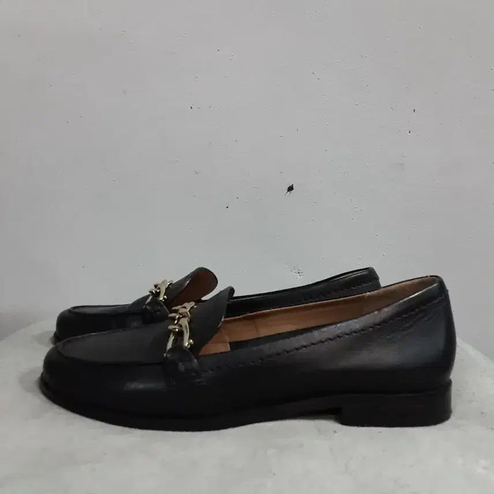 [BUNJANG] Naturalizer Black Chain Loafers (230) / 내츄럴라이저 블랙 체인 로퍼 230