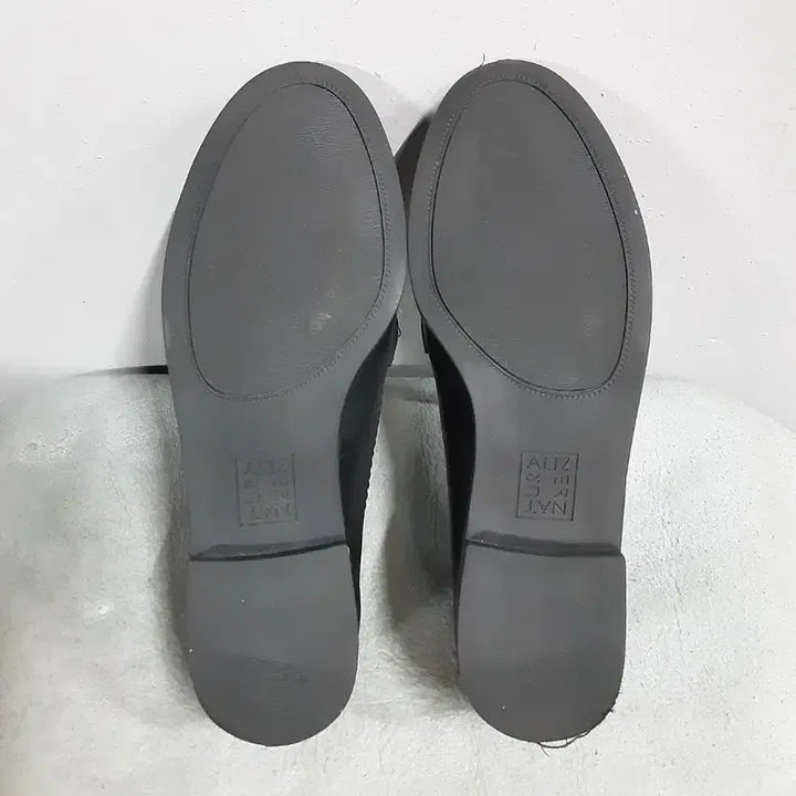 [BUNJANG] Naturalizer Black Chain Loafers (230) / 내츄럴라이저 블랙 체인 로퍼 230