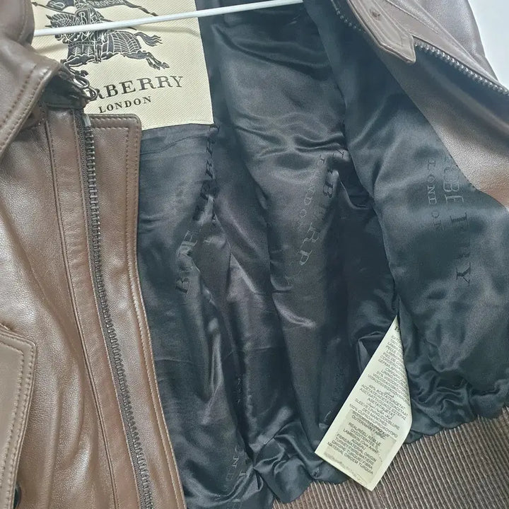 [BUNJANG] Burberry Leather Jacket / 버버리 가죽 자켓