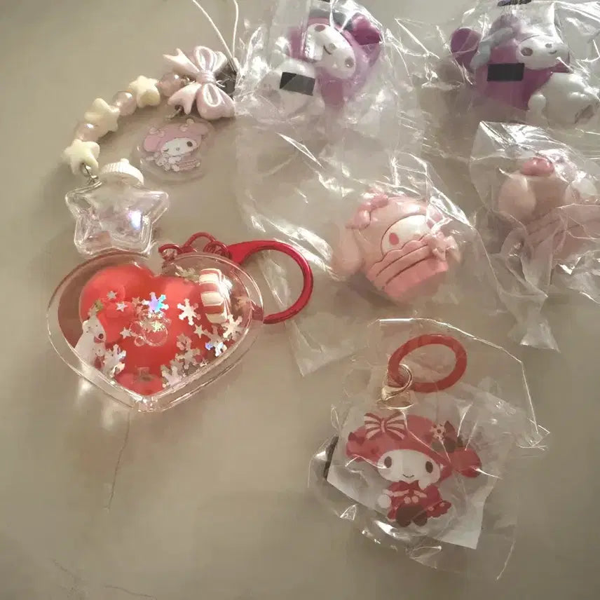 [BUNJANG] Sanrio My Melody Ornament Waterball Keyring / 산리오 마이멜로디 오너먼트 워터볼 키링 별빛 베이비보틀 시크릿 키홀더