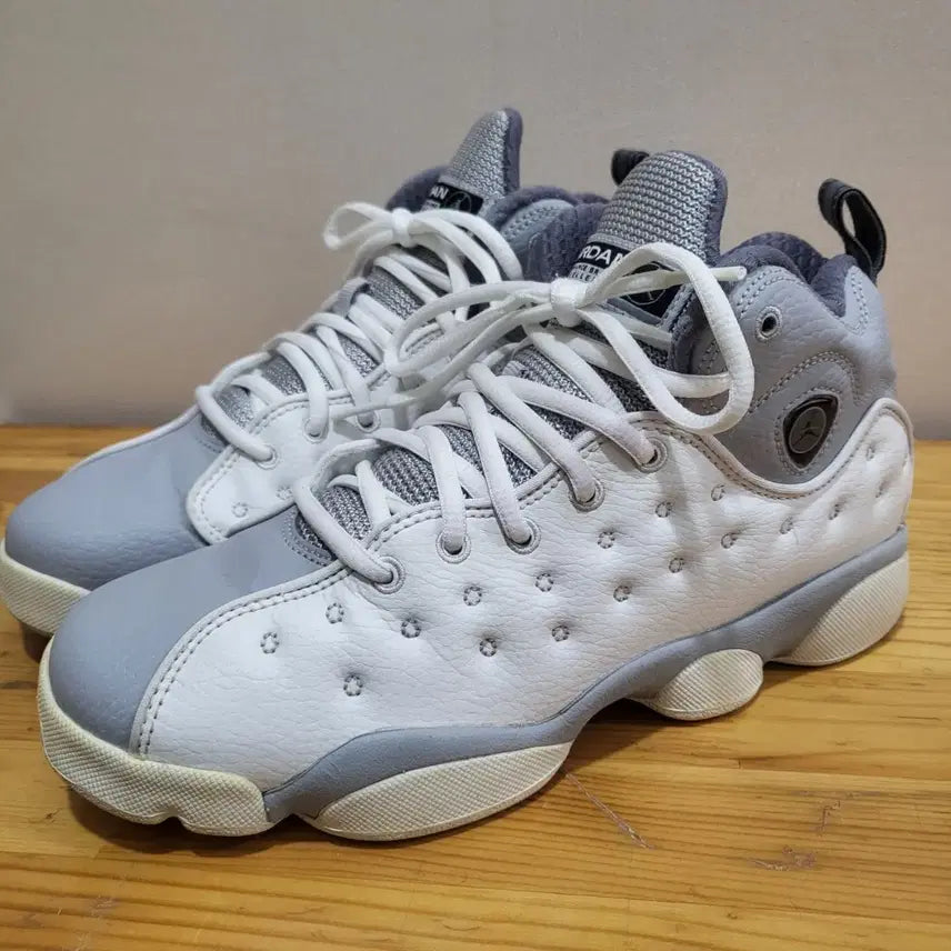 [BUNJANG] Air Jordan Jumpman Team 2 Grey Shoes 240mm / 에어 조던 점프맨 팀 2 그레이 슈즈 240mm
