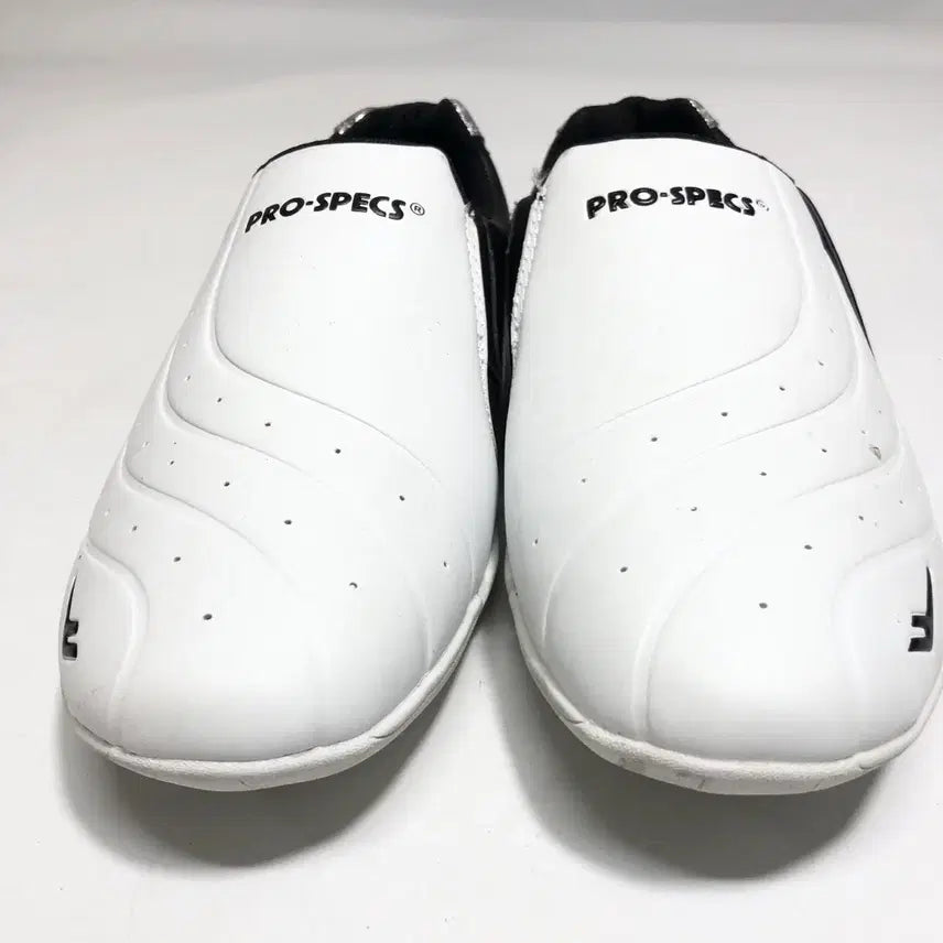 [BUNJANG] Pross Taekwondo Shoes White Slip-on 250 / 프로스 태권도화 흰색 슬립온 250