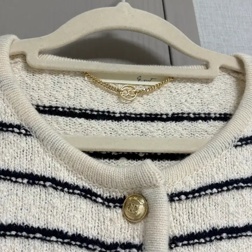 [BUNJANG] G-Cut Striped Cardigan Jacket / 지컷 스트라이프 가디건 자켓 (55)