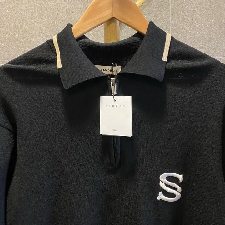 [BUNJANG] Sandro Black Collar Zip-up Knit L / [택 새생품] Sandro 산드로 블랙 카라 집업 니트 L