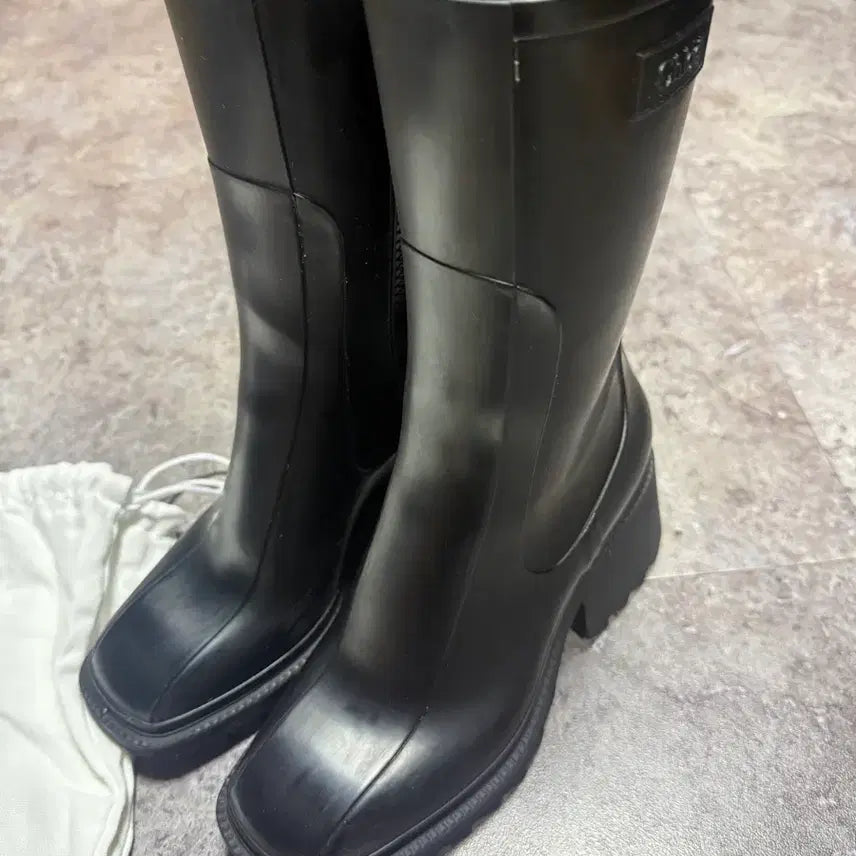 [BUNJANG] Chloé Betty Rubber Boots / 끌로에 베티 러버부츠 37