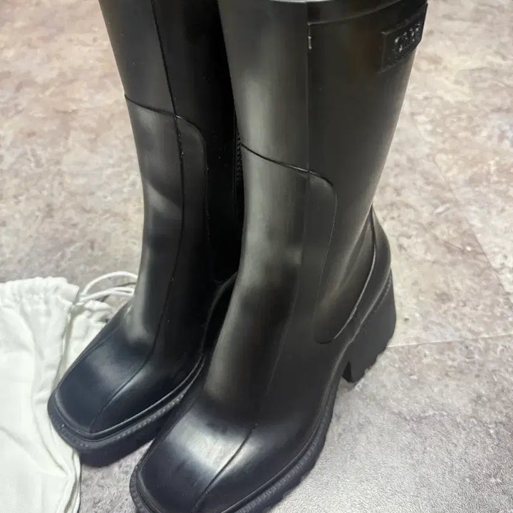 [BUNJANG] Chloé Betty Rubber Boots / 끌로에 베티 러버부츠 37
