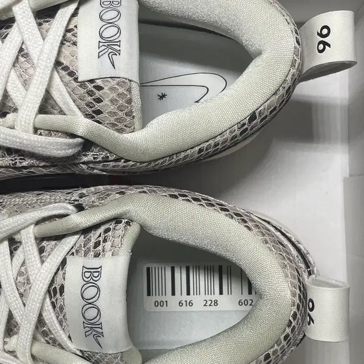 [BUNJANG] Nike Book 1 275 Sneakers / (새상품) 나이키 북1 275
