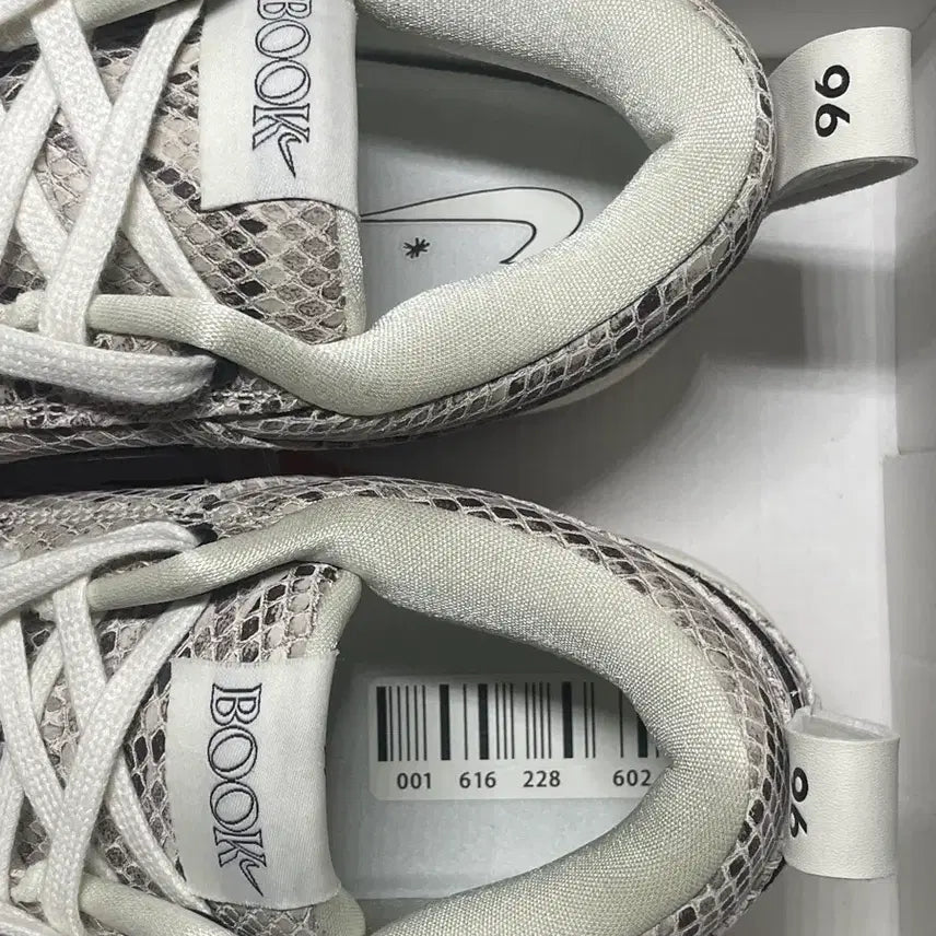 [BUNJANG] Nike Book 1 275 Sneakers / (새상품) 나이키 북1 275