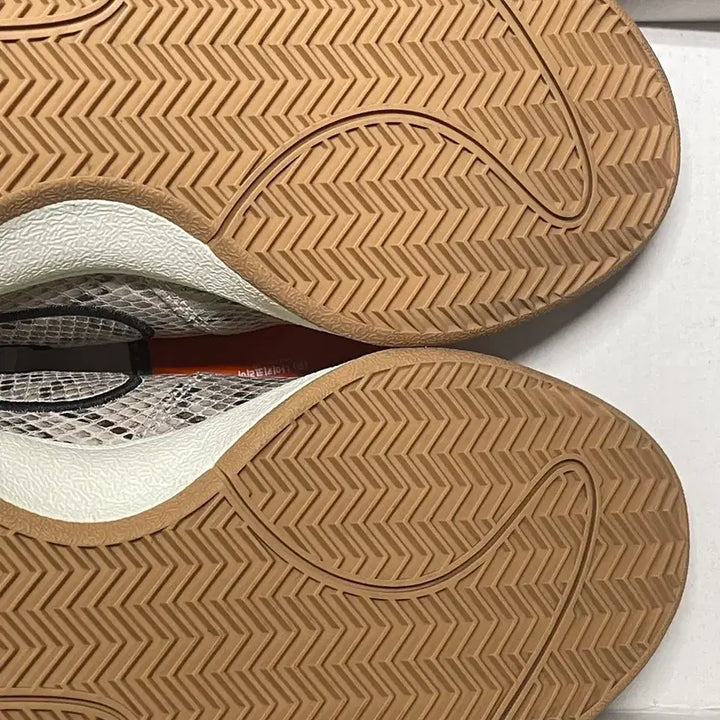 [BUNJANG] Nike Book 1 275 Sneakers / (새상품) 나이키 북1 275