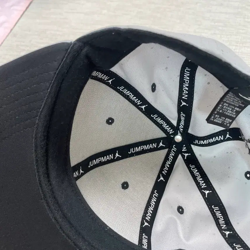 [SOLD OUT] 조던 그레이 볼캡