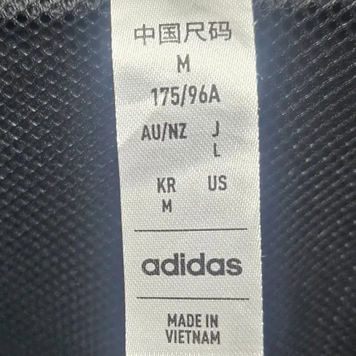 [BUNJANG] Adidas Essentials Woven Windbreaker Jacket / (95~100)M 초대장급 아디다스 에센셜 [검흰] 우븐 바람막이