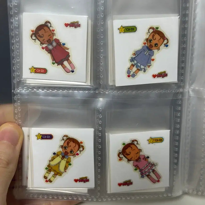 [BUNJANG] Character Chage Ttibuseel 46-Piece Sticker Set / 캐릭캐릭체인지 띠부씰 46종 ( 고전문구 )
