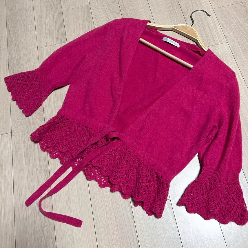 [BUNJANG] Narakamiche Cashmere 100% Punch Lace Ribbon Open Short Cardigan / 나라카미체 캐시미어100% 펀칭 레이스 리본 오픈 숏 가디건 진달래핑크